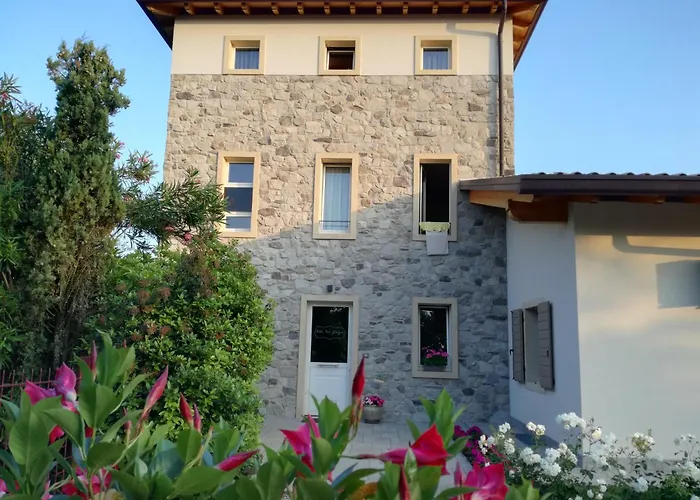 Oda ve Kahvaltı Relais Colle San Giorgio