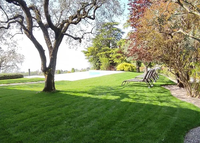 Relais Colle San Giorgio Oda ve Kahvaltı 4*