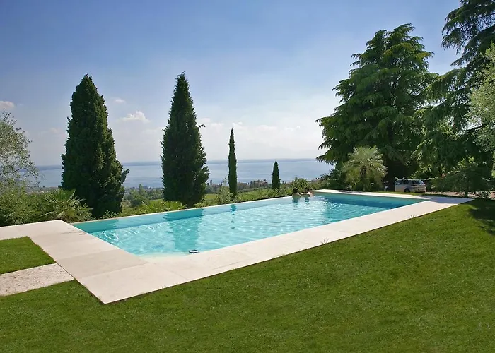 Oda ve Kahvaltı Relais Colle San Giorgio Bardolino