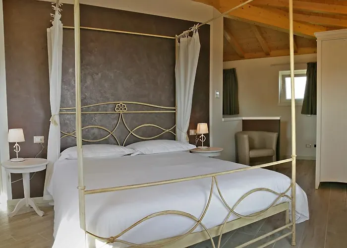 Oda ve Kahvaltı Relais Colle San Giorgio Bardolino