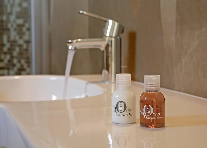 Oda ve Kahvaltı Relais Colle San Giorgio 4*