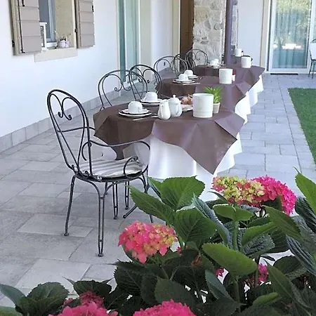 Relais Colle San Giorgio Alojamento de Acomodação e Pequeno-almoço Bardolino